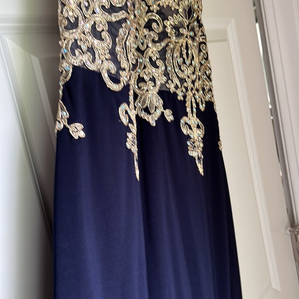 Xscape evening/prom/wedding gown